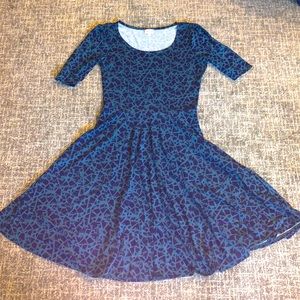 🍍LulaRoe Nicole dress blue and green flowy skirt size L